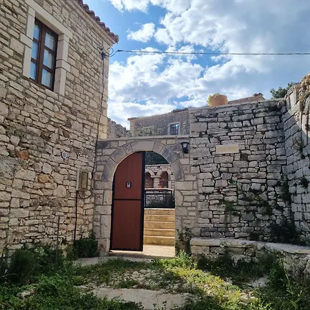 Olive Old Дом отдыха *