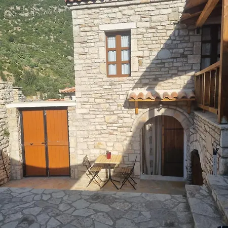 Ferienhaus Olive Old